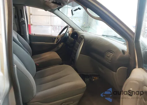 2005 Chrysler Town & Country Touring z USA, uszkodzony, nr VIN 2C4GP54L25R568176